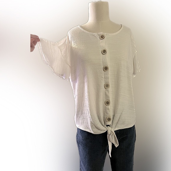 Cable & Gauge Tie Waist Flutter Sleeve Blouse - Picture 3 of 4